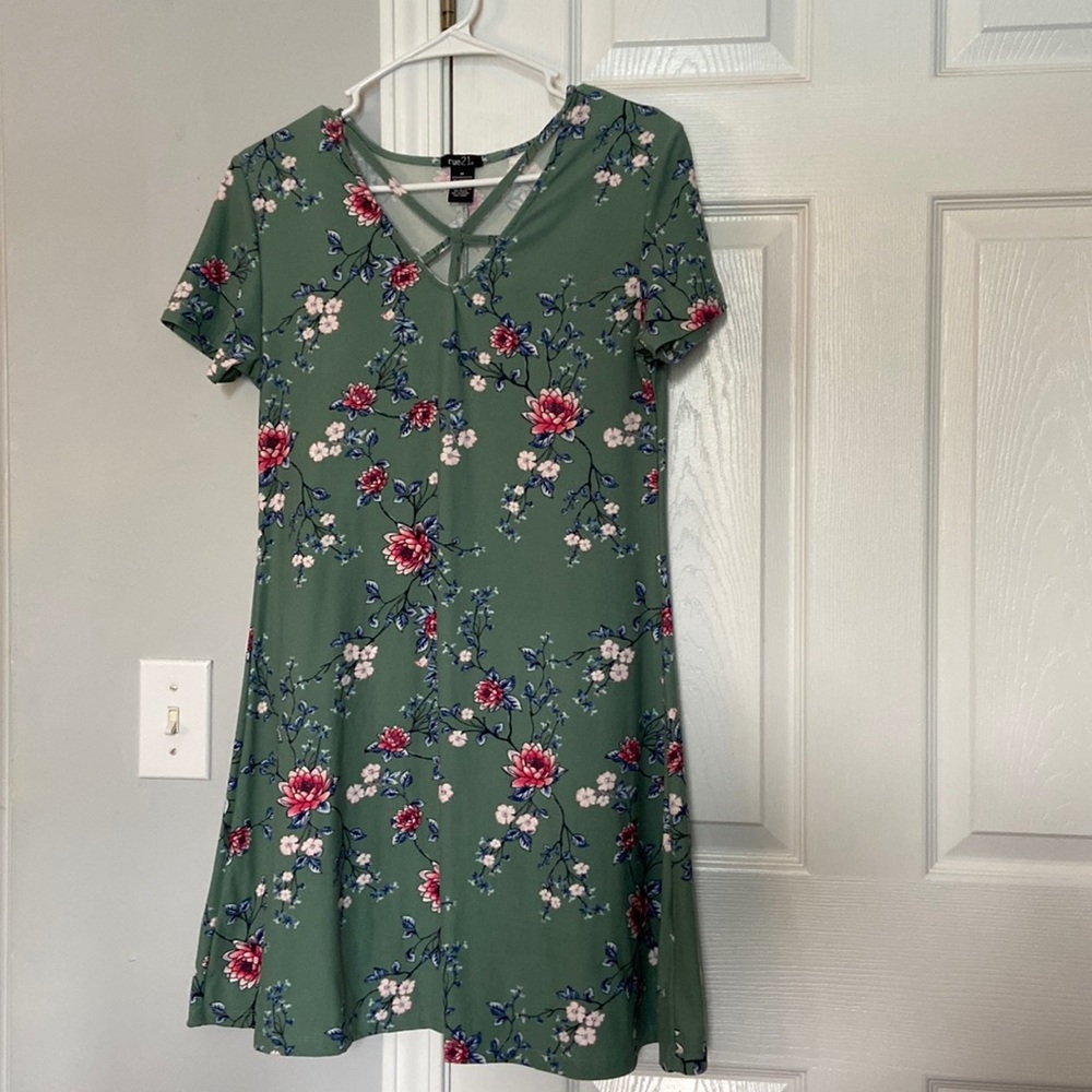 Green Floral Rue 21 Dress